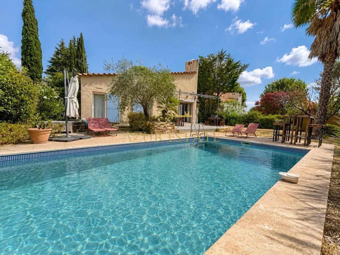 Villa in Route de Grasse, Villeneuve-Loubet, France 1 - 18491739