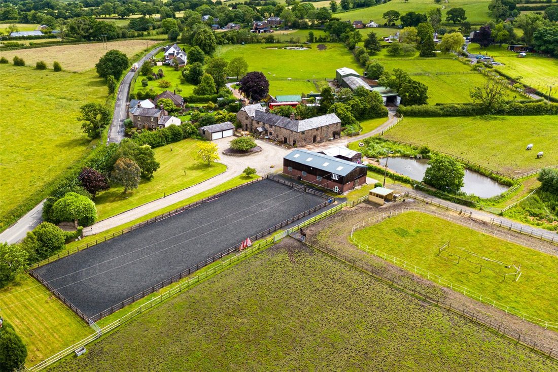 House in Hightown, Congleton, England 2 - 18489705