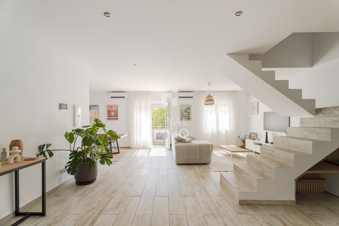 House in Le Faron-Fort-Rouge, Toulon, France 2 - 18490661