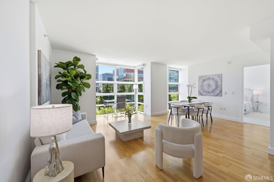 Condo in San Francisco, California, United States 2 - 18449773