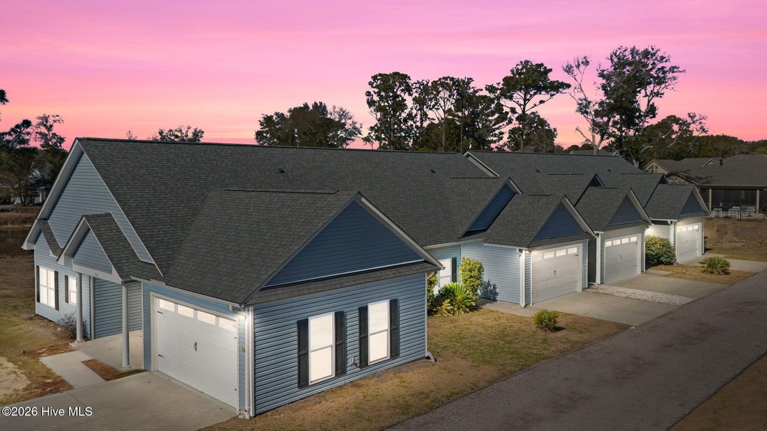 Southport, North Carolina, United States 3 - 18489955