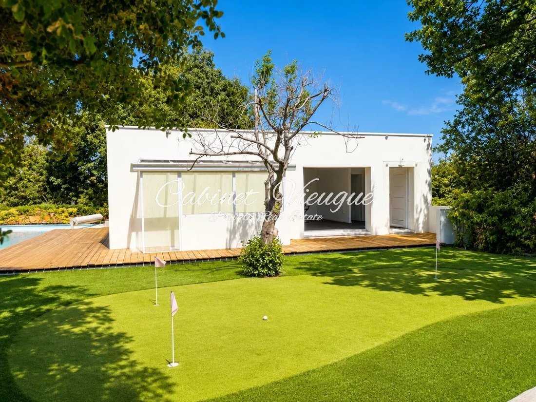 Villa in Grimaud, Provence-Alpes-Côte d'Azur, France 2 - 18490584
