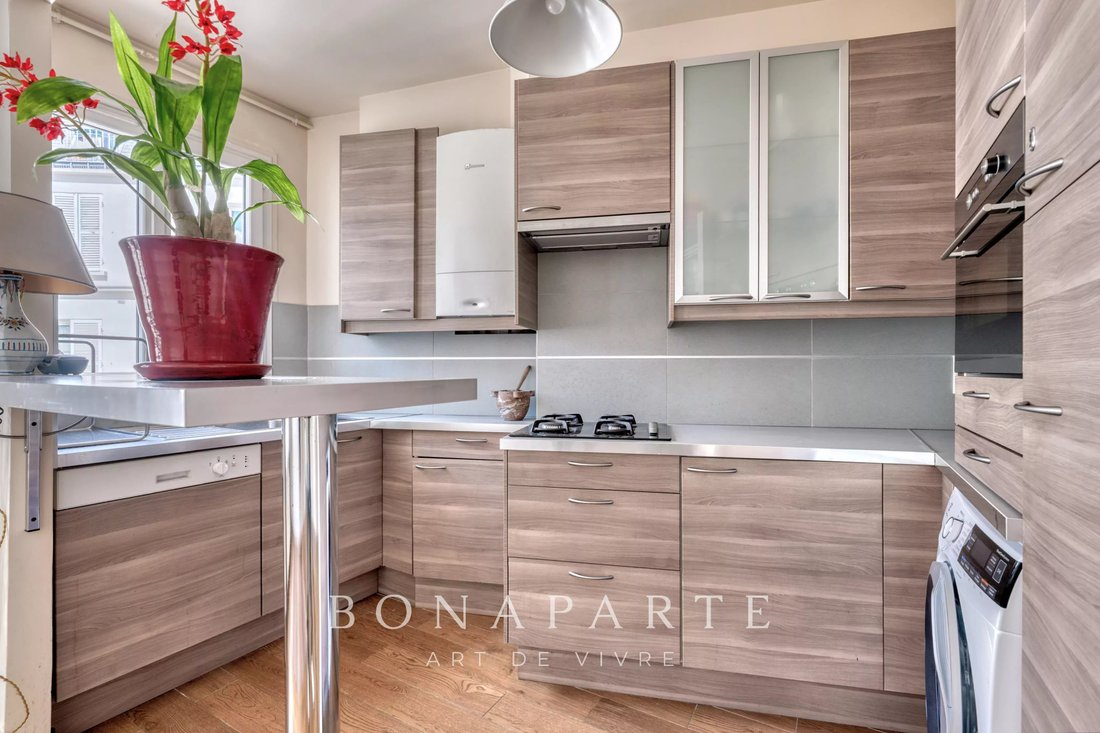 Apartment in Parc Monceau, Paris 8e Arrondissement, Paris 4 - 18491906