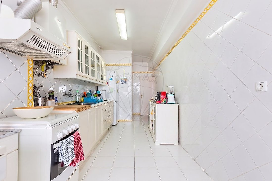 Apartment in Arroios, Lisbon, Portugal 2 - 17845145