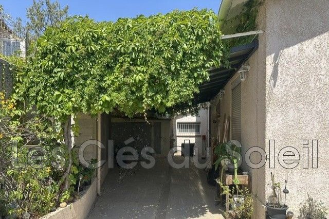 Villa in Toulon, Provence-Alpes-Côte d'Azur, France 5 - 18491584