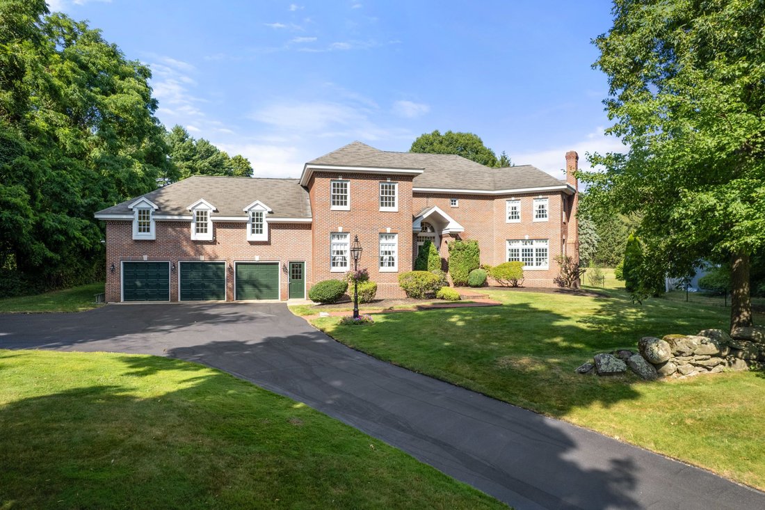 House in Milton, Massachusetts, United States 1 - 18491577