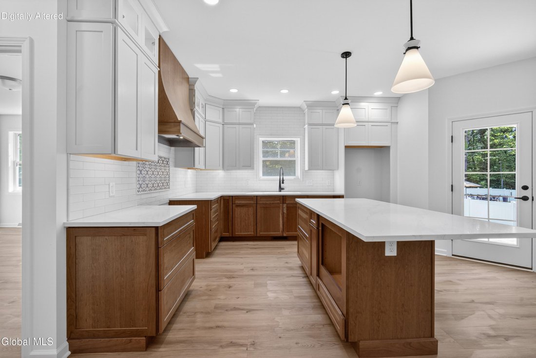 House in Milton, New York, United States 4 - 18486072
