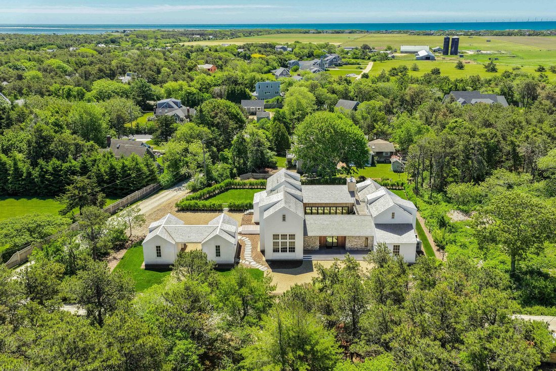 House in Edgartown, Massachusetts, United States 2 - 18490155