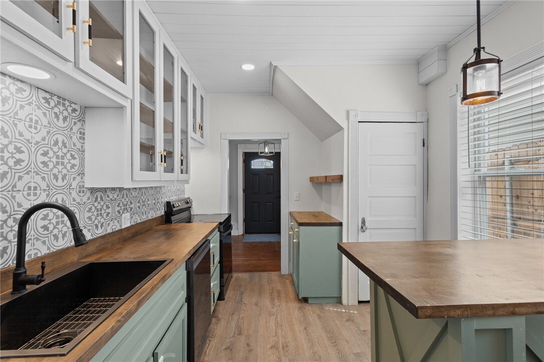 House in North Providence, Rhode Island, United States 3 - 18489748