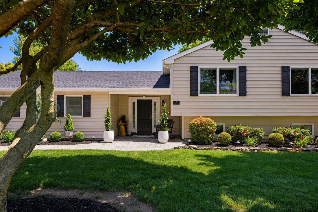 House in Monroe Township, New Jersey, United States 1 - 18491881