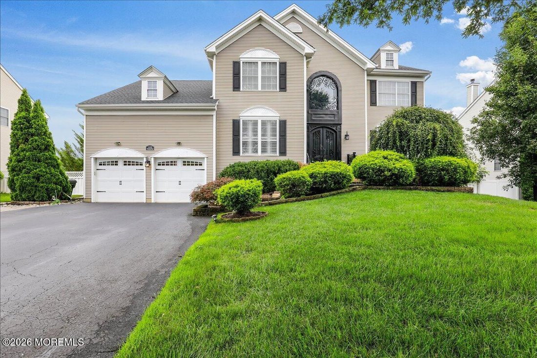 House in Freehold Township, New Jersey, United States 1 - 18490176