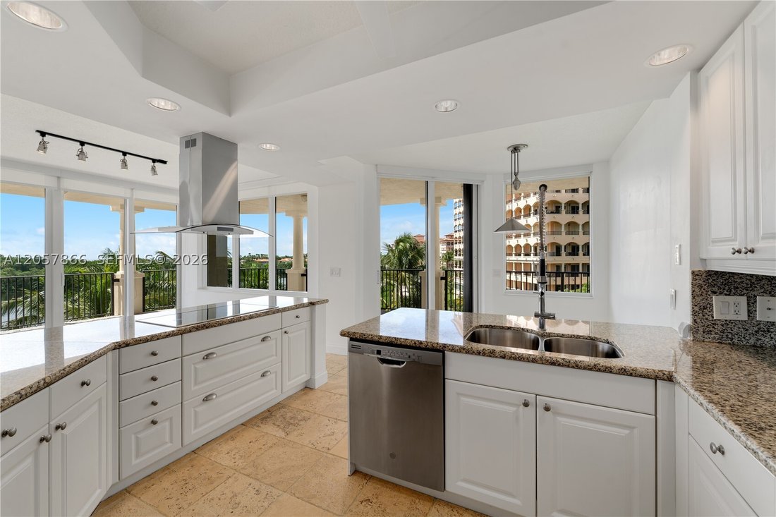 Condominio a Coral Gables, Florida, Stati Uniti 5 - 18489843