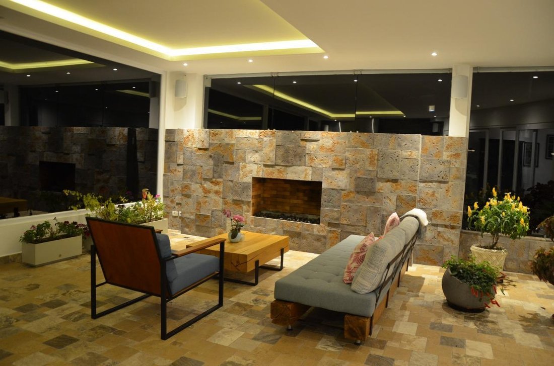 House in Quito, Pichincha, Ecuador 4 - 18491269