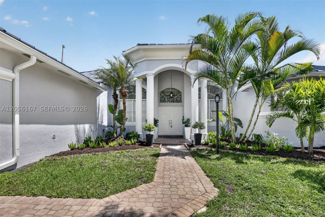 House in Pembroke Pines, Florida, United States 3 - 18489851