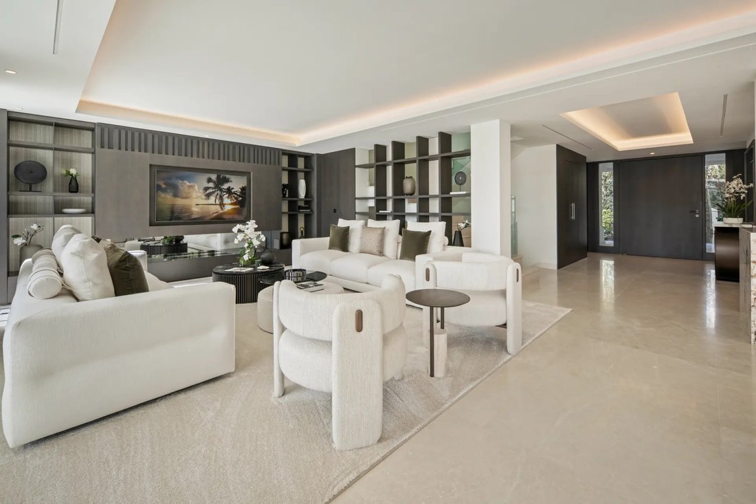 Villa en Playa Puerto Banús, Marbella, España 5 - 18490066