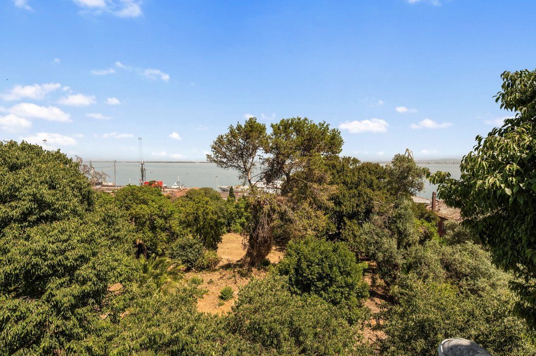Apartment in Sao Vicente, Lisbon, Portugal 2 - 18489671