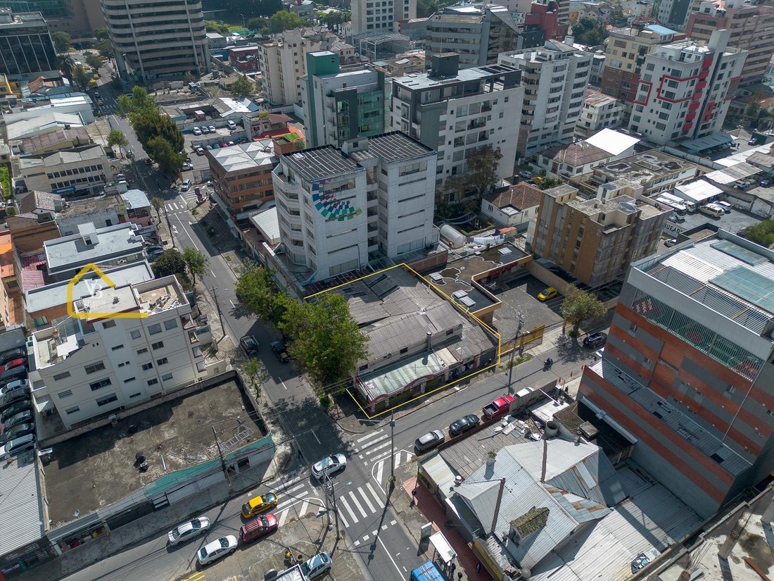 Land in Quito, Pichincha, Ecuador 2 - 18491235