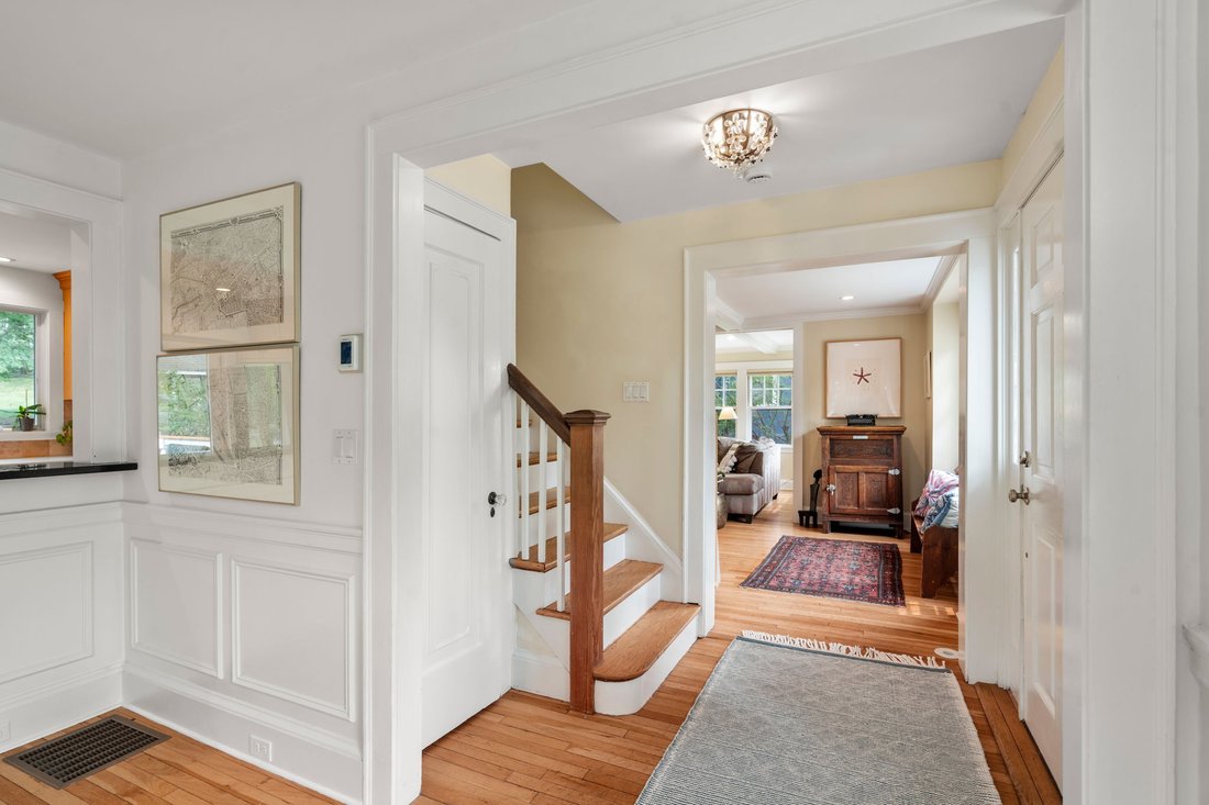House in Newton, Massachusetts, United States 3 - 18491330