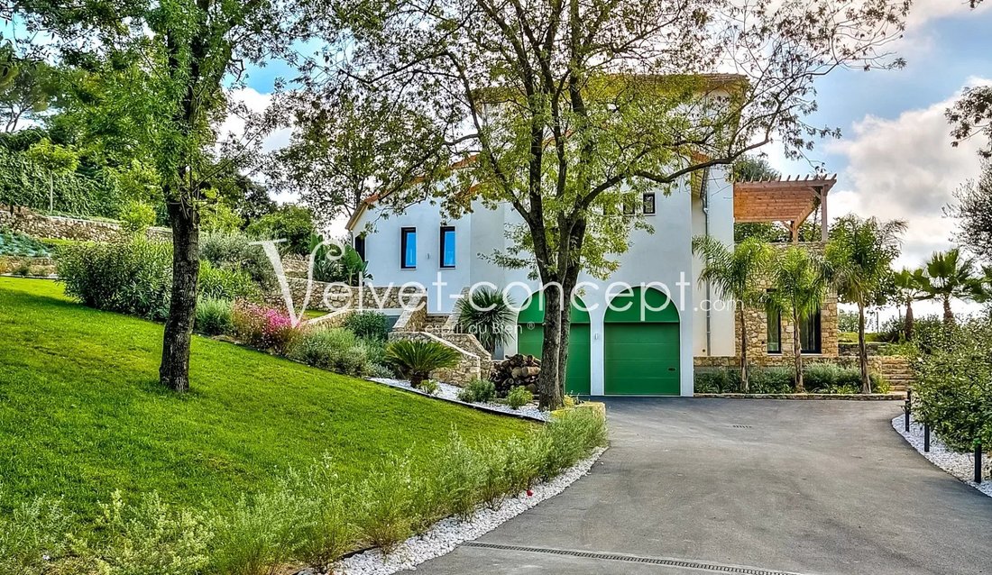 Villa en Mougins, Provenza-Alpes-Costa Azul, Francia 1 - 18491751