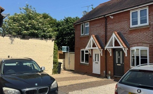 House in Thame, England 1
