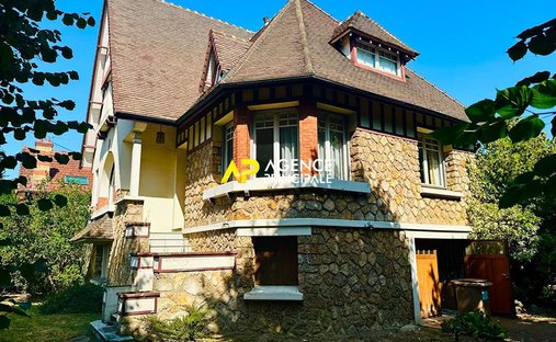 House in L'Union, Sartrouville, France 1