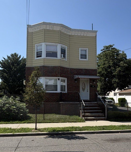 House in Secaucus, New Jersey, United States 1 - 18489613