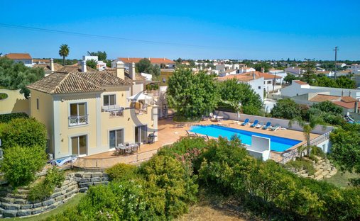 Villa in Almancil, Algarve, Portugal 1