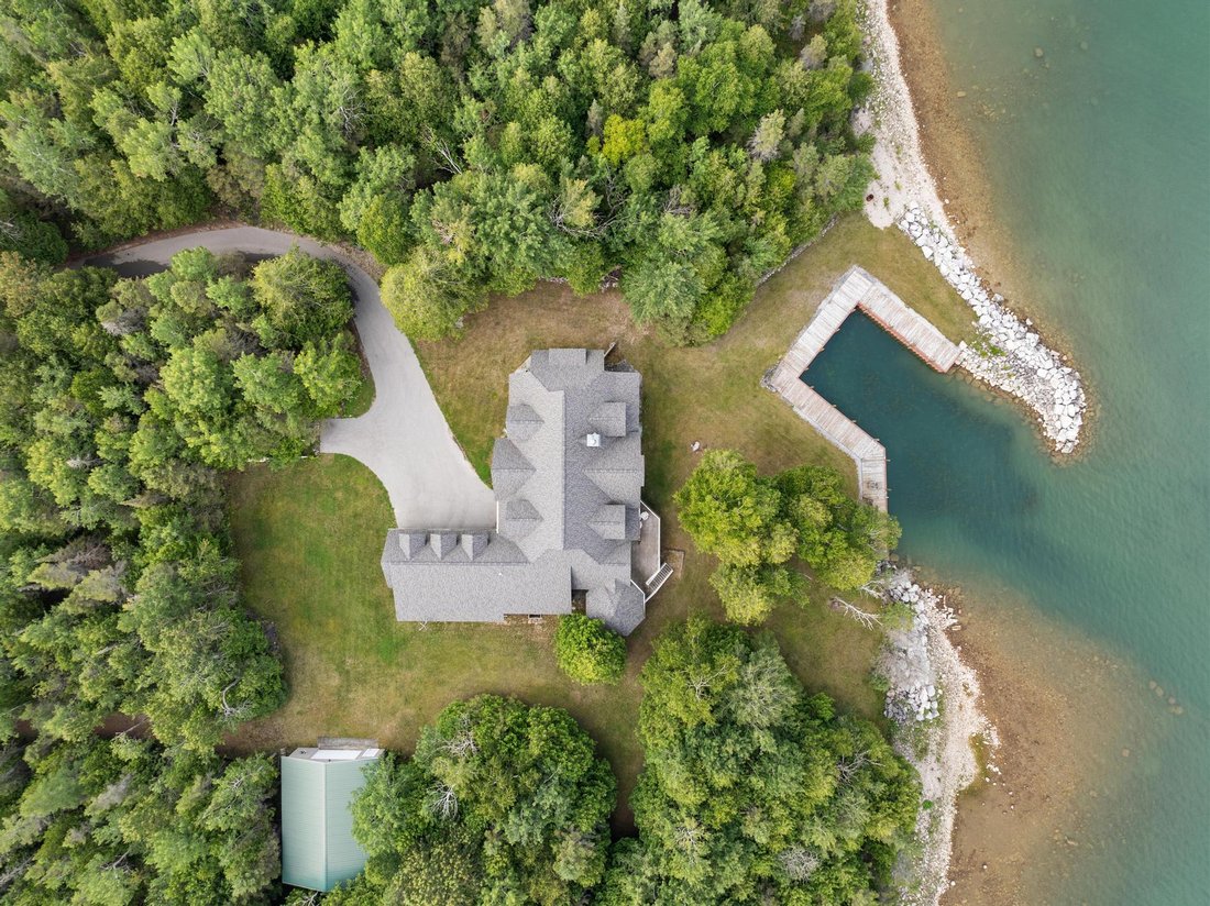 House in Drummond, Michigan, United States 3 - 18491717