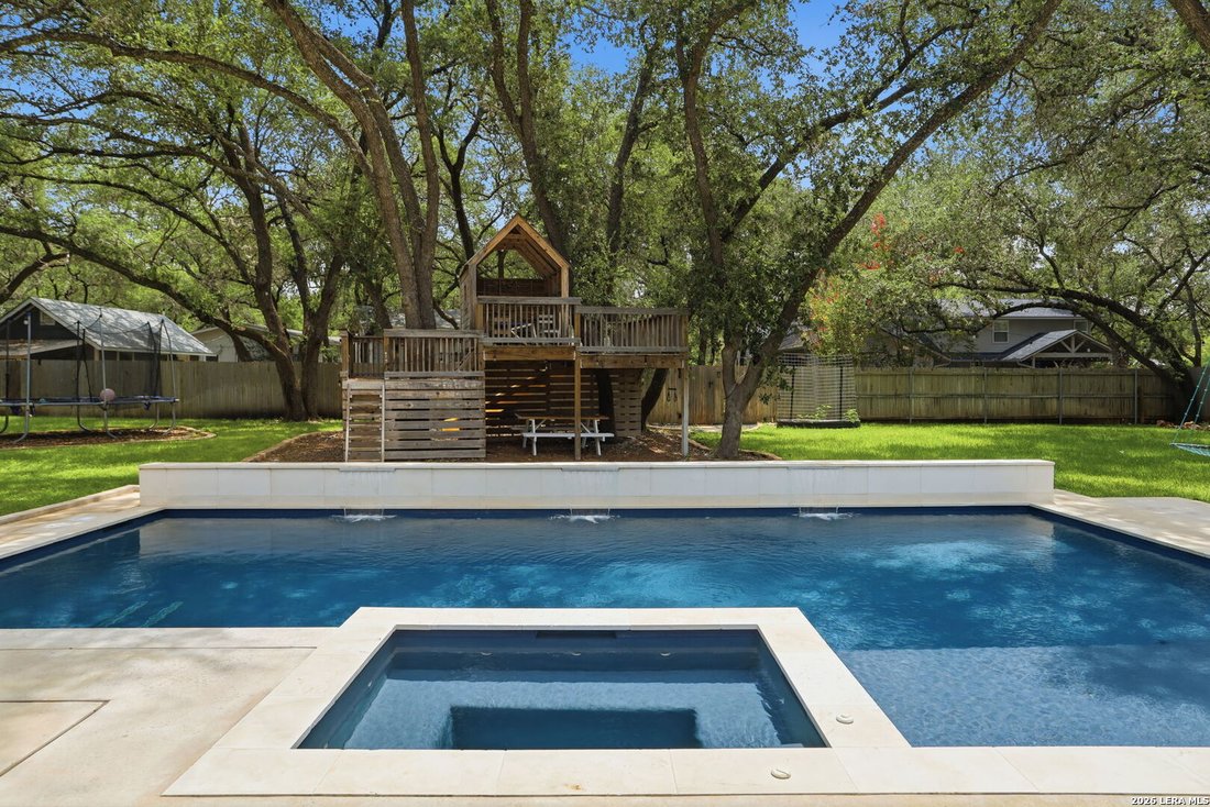 House in San Antonio, Texas, United States 3 - 18490965