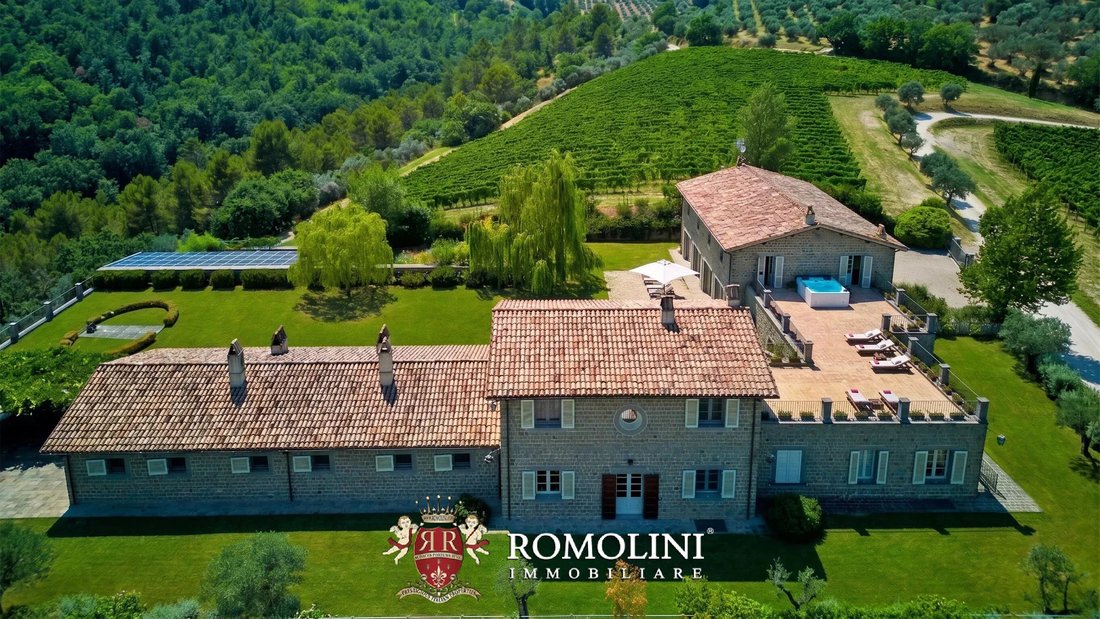 House in Bevagna, Umbria, Italy 4 - 18404637