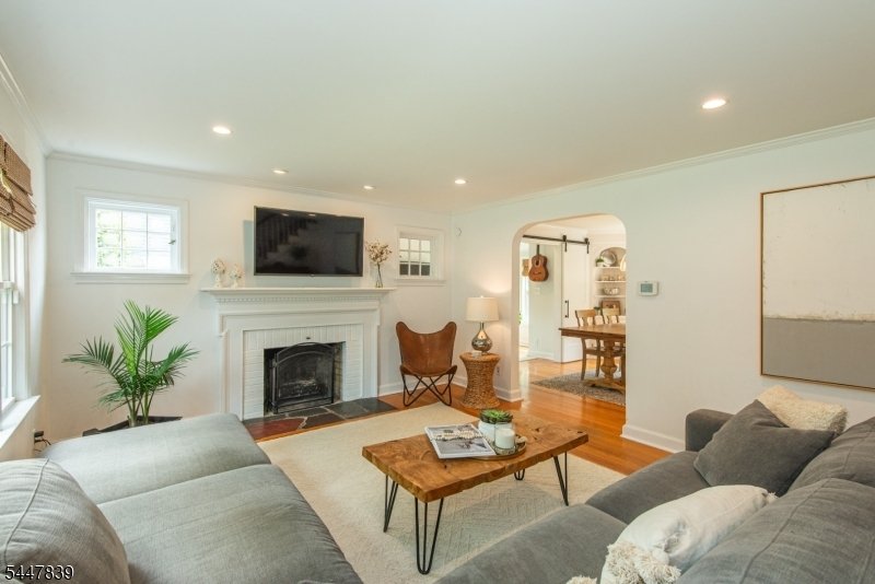 House in Westfield, New Jersey, United States 5 - 18490925