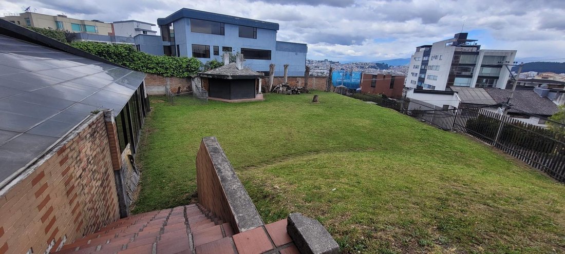Land in Quito, Pichincha, Ecuador 5 - 18491349