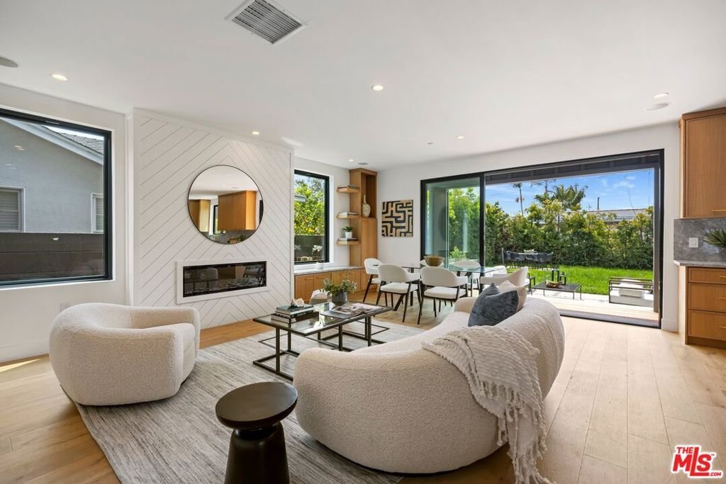 House in Los Angeles, California, United States 5 - 18489676