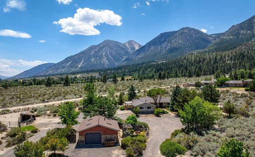 House in Gardnerville, Nevada, United States 1