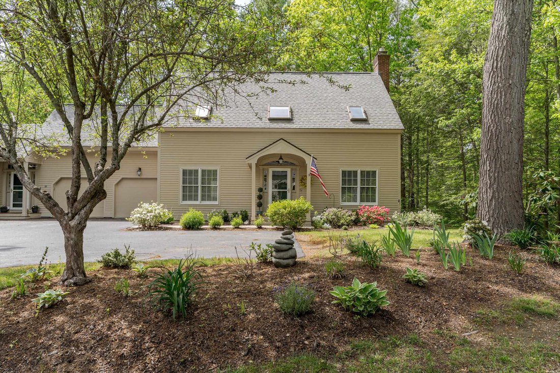 House in Stratham, New Hampshire, United States 1 - 18490982