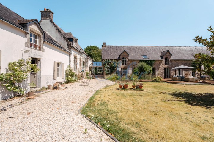 Estate in Grand-Champ, Brittany, France 2 - 18490606