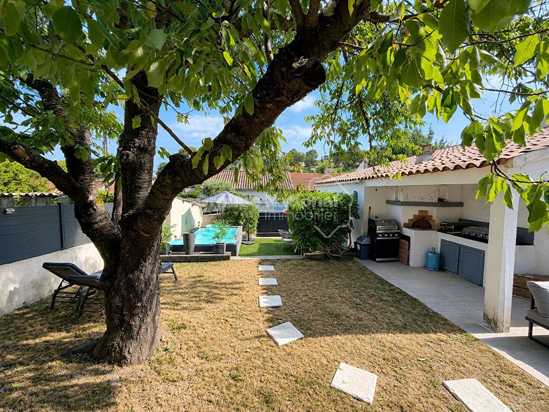 House in Les Aires-Notre Dame, Gardanne, France 2 - 18490437
