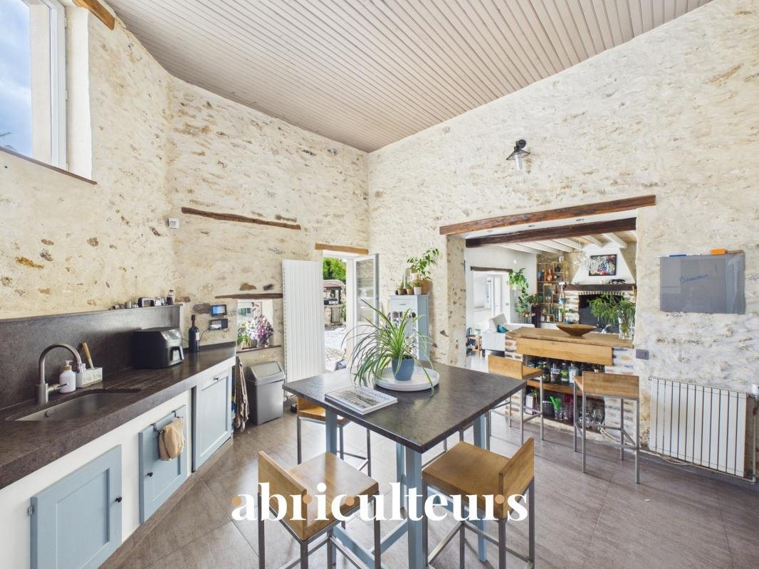 House in Vert-le-Grand, Ile-de-France, France 4 - 18489776