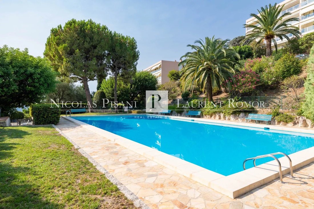 Apartamento en Le Port, Villefranche-sur-Mer, Francia 1 - 18490254