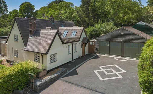 House in Arrington, England 1