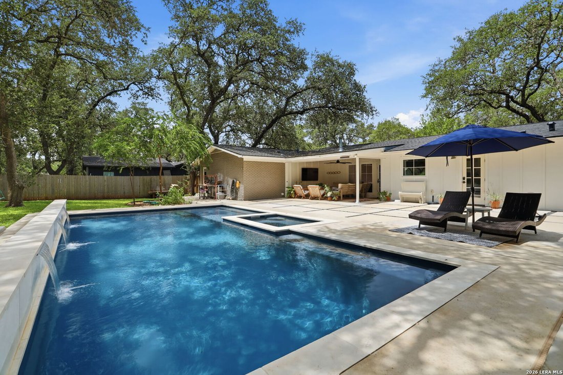 House in San Antonio, Texas, United States 1 - 18490965