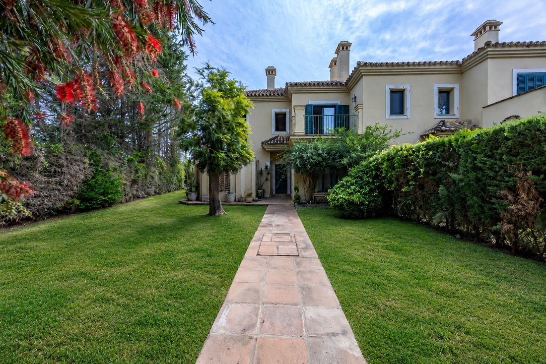 House in Sotogrande, San Roque, Andalusia 1 - 17773197