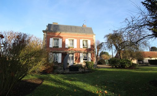 House in Pont-Sainte-Maxence, Hauts-de-France, France 1