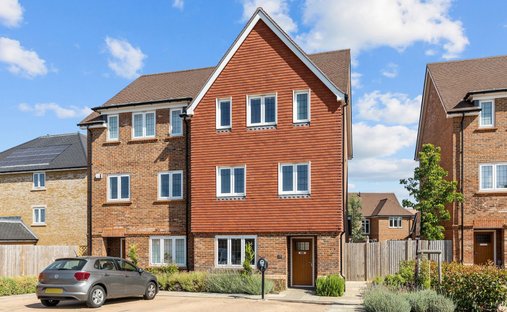 House in Horsham, England 1