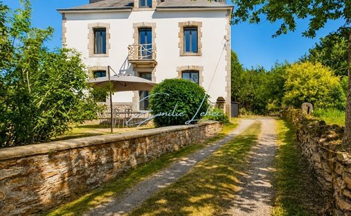 House in Melgven, Brittany, France 1