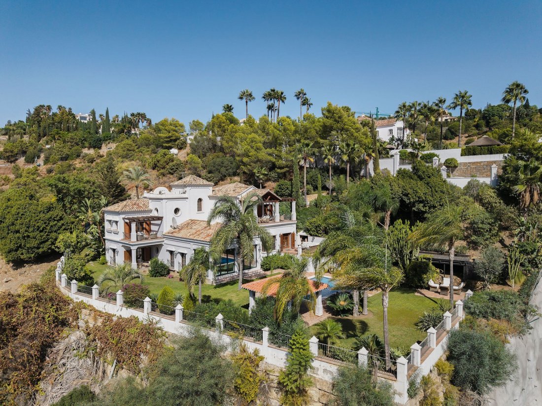 Villa in Benahavis, Andalusia, Spain 3 - 18490506