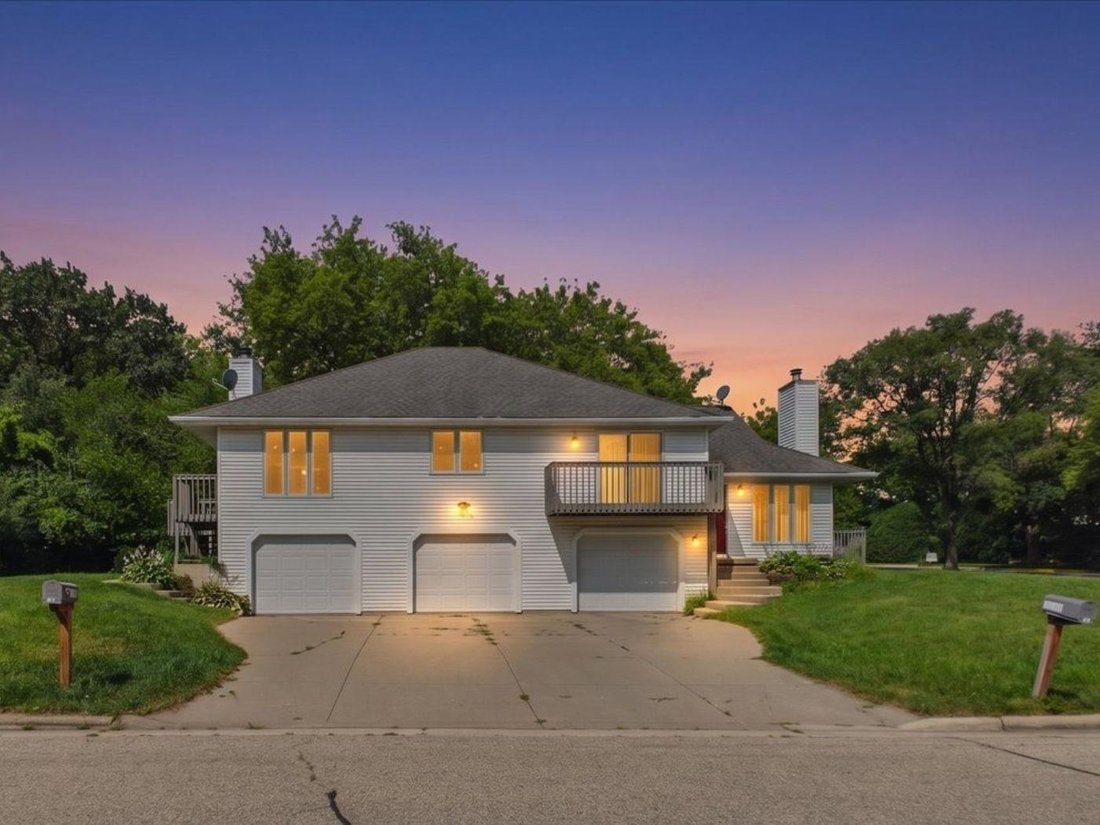 House in Fitchburg, Wisconsin, United States 1 - 18089132