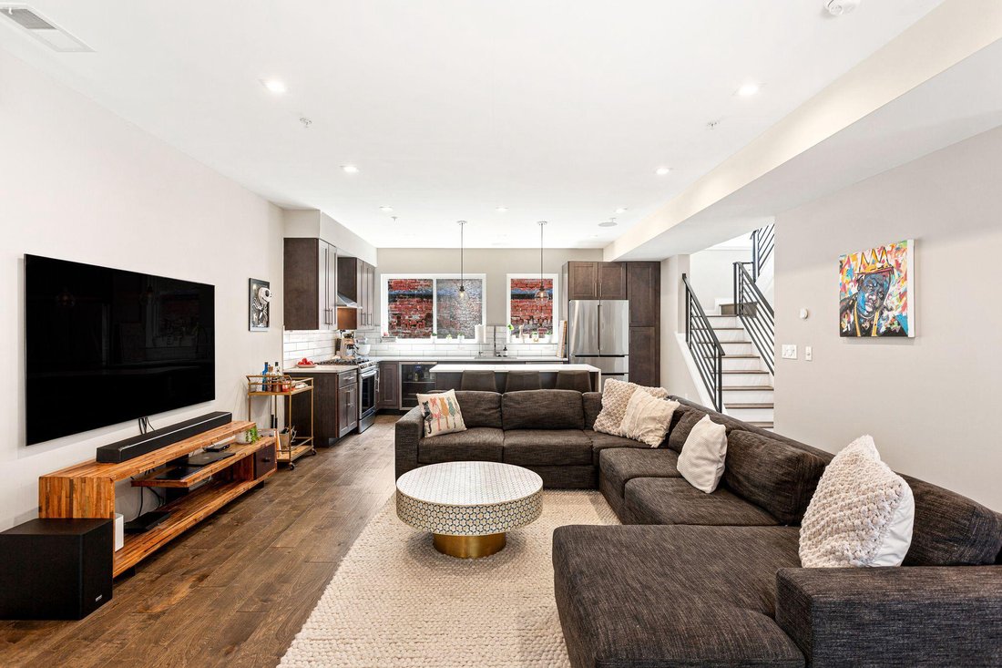 Townhouse in Philadelphia, Pennsylvania, United States 1 - 18490879