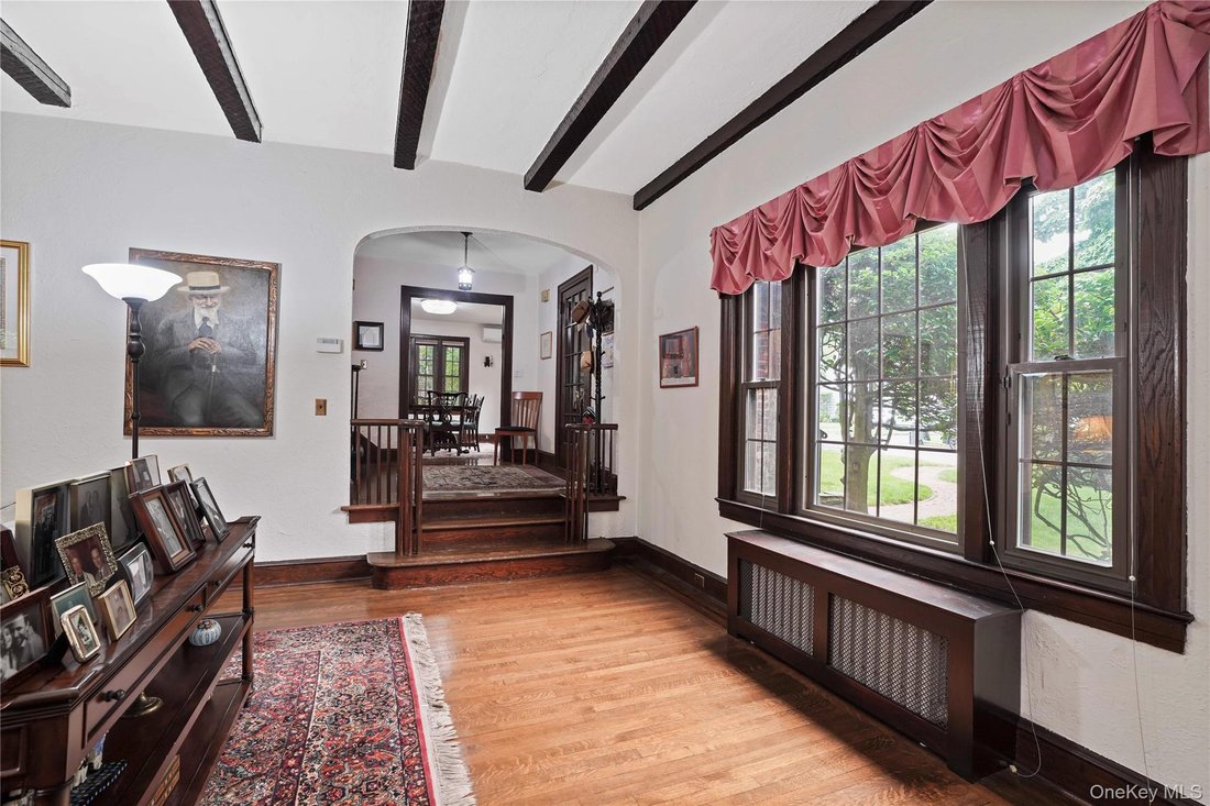 House in White Plains, New York, United States 3 - 18490893