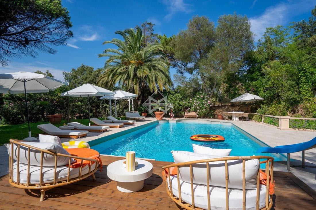 Villa in Zone Est Diffuse, Saint-Tropez, France 4 - 18491700